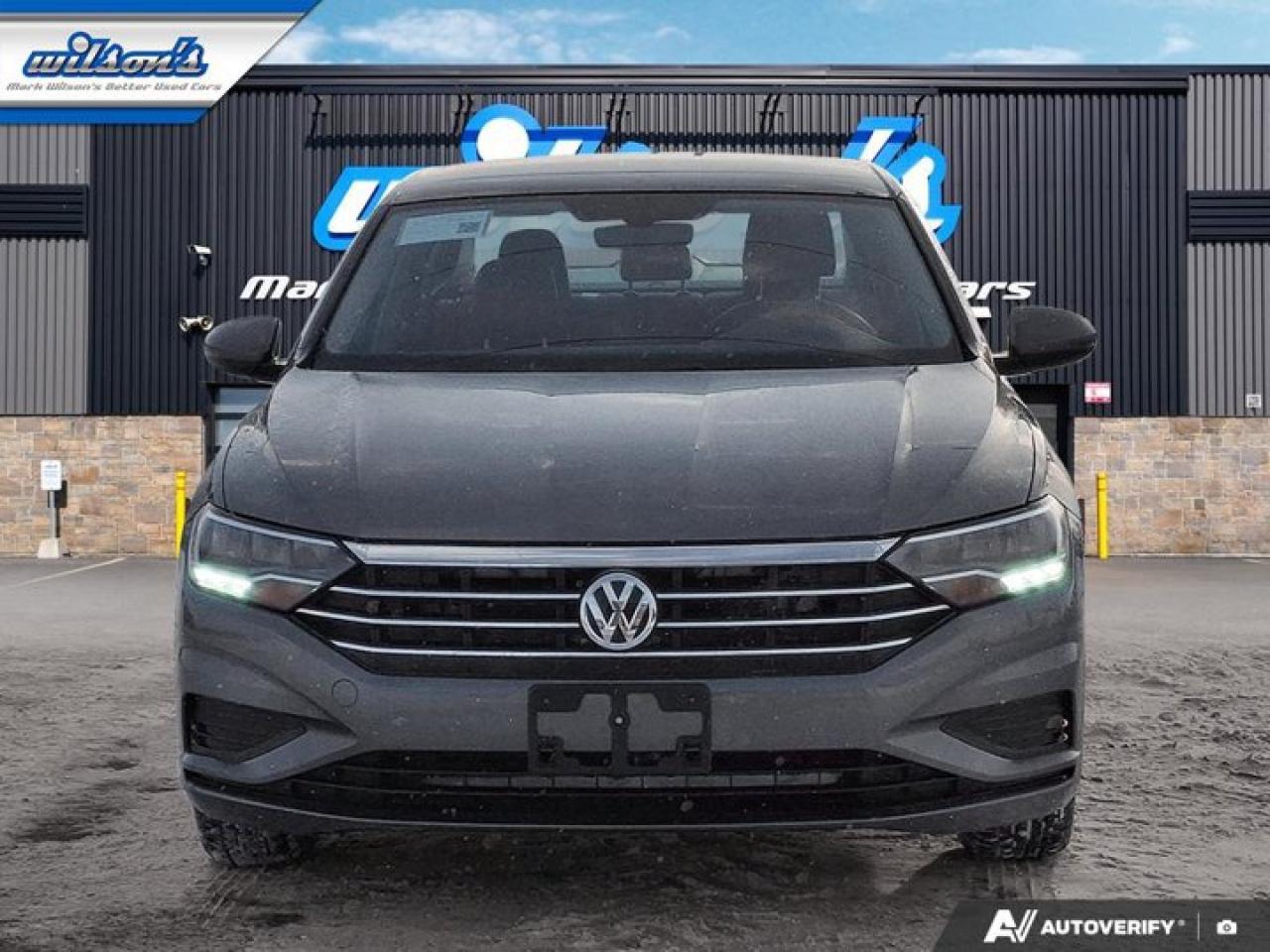 2020 Volkswagen Jetta Highline | Leather | Sunroof | Heated Seats | CarPlay + Android | Rear Camera | and More ! Photo