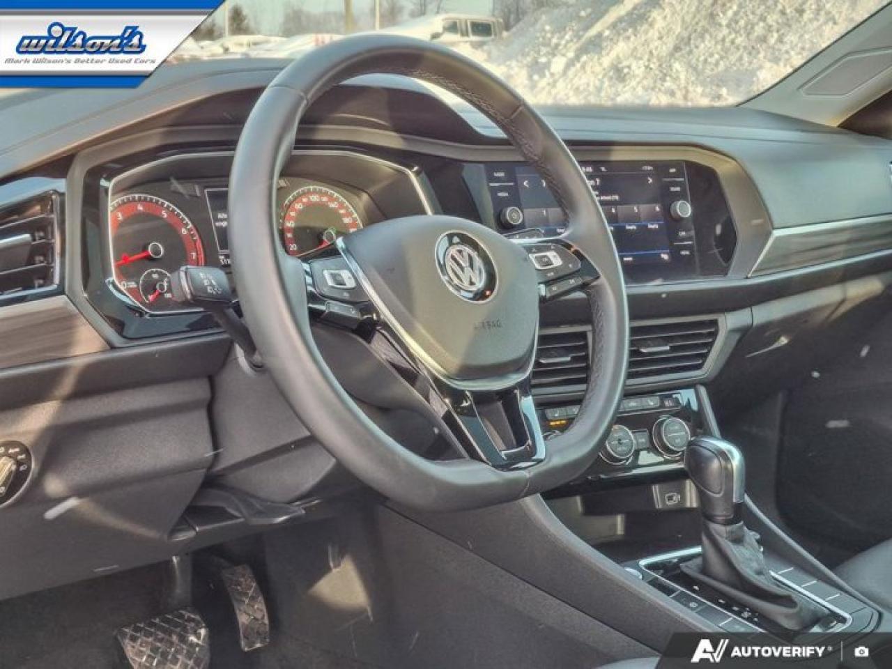 2020 Volkswagen Jetta Highline | Leather | Sunroof | Heated Seats | CarPlay + Android | Rear Camera | and More ! Photo