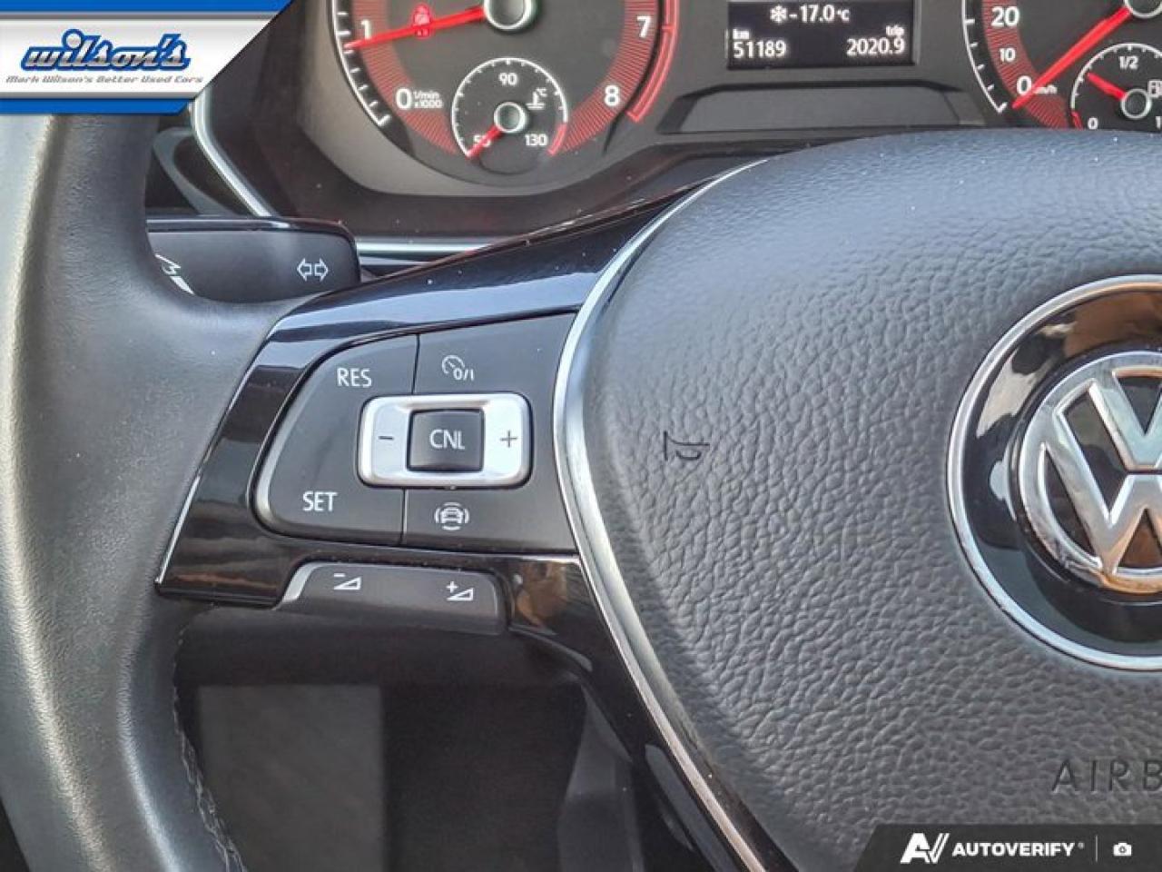 2020 Volkswagen Jetta Highline | Leather | Sunroof | Heated Seats | CarPlay + Android | Rear Camera | and More ! Photo