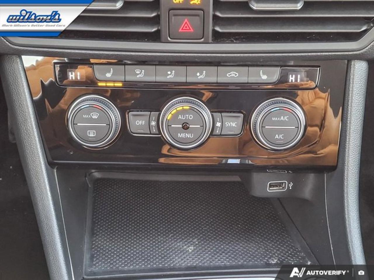 2020 Volkswagen Jetta Highline | Leather | Sunroof | Heated Seats | CarPlay + Android | Rear Camera | and More ! Photo