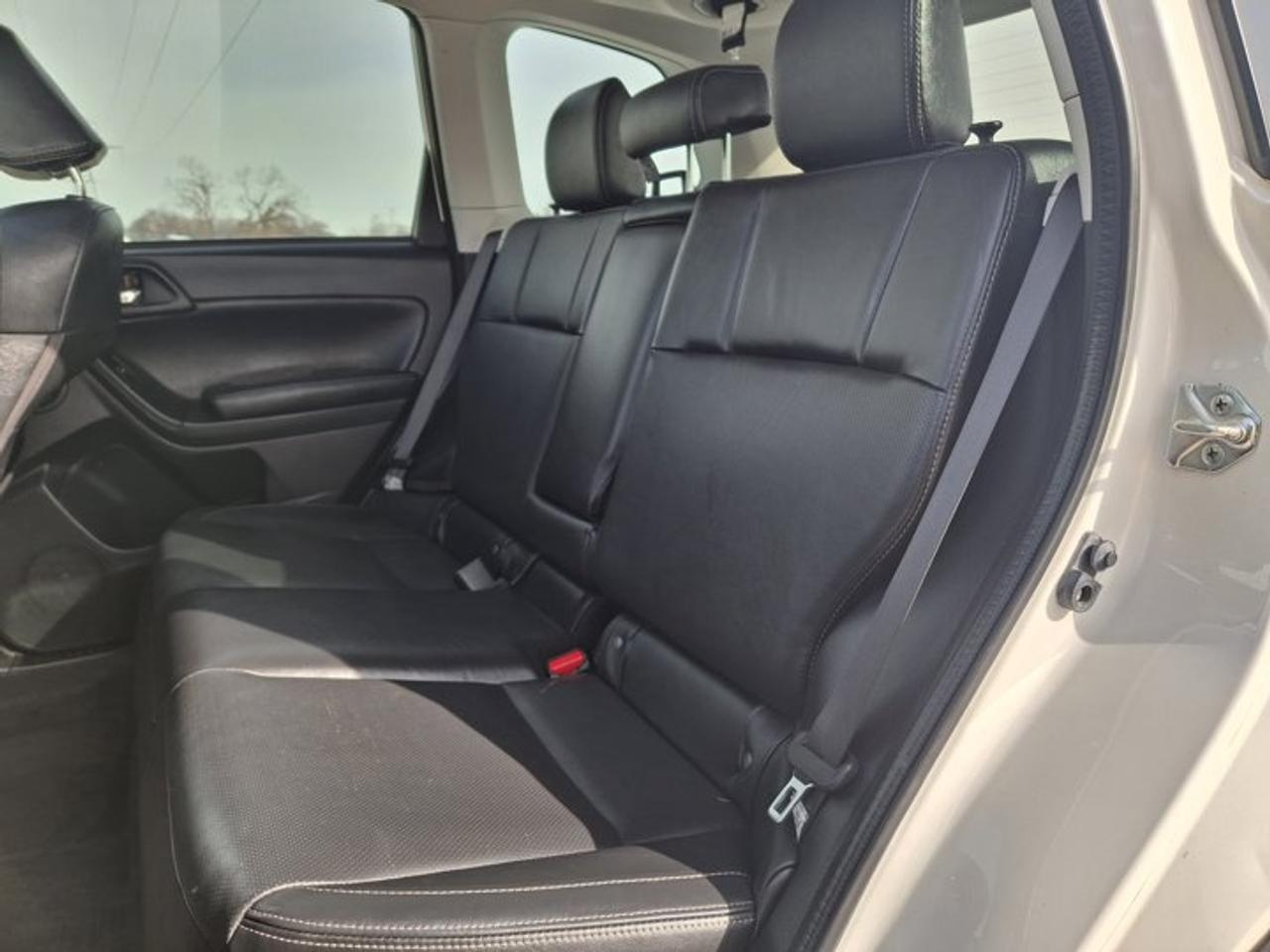 2017 Subaru Forester Limited w/Tech Pkg AWD | Leather | Sunroof | Nav | Heated Wheel + Seats | Adaptive Cruise & More ! Photo