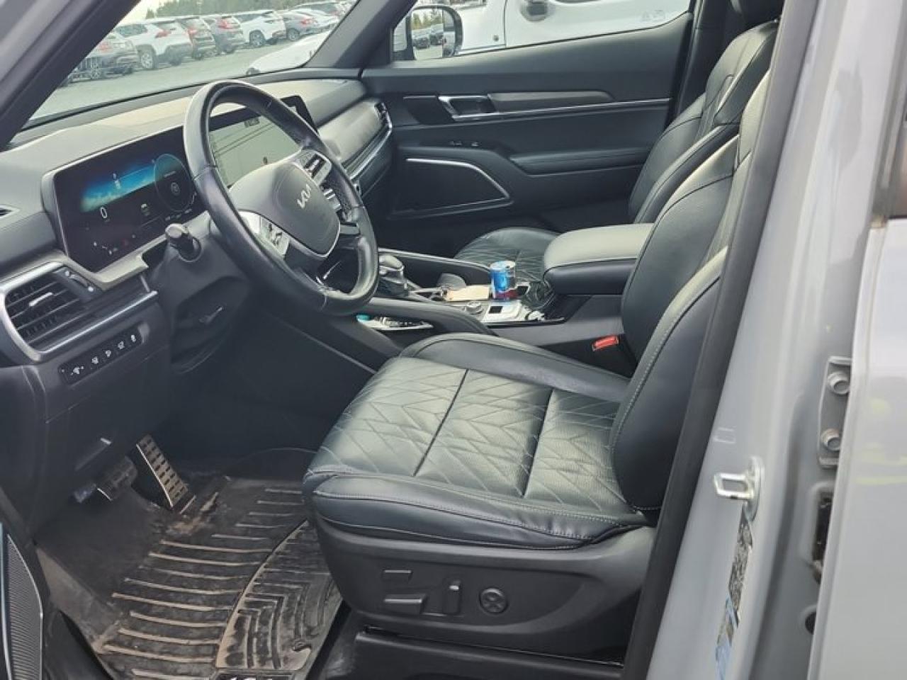 2023 Kia Telluride X-Line | Leather | HUD | Sunroof | Nav | Smart Cruise | 360 Camera | CarPlay + Android | and More ! Photo2