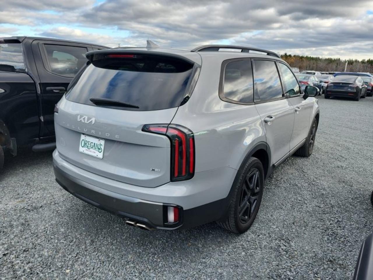 2023 Kia Telluride X-Line | Leather | HUD | Sunroof | Nav | Smart Cruise | 360 Camera | CarPlay + Android | and More ! Photo