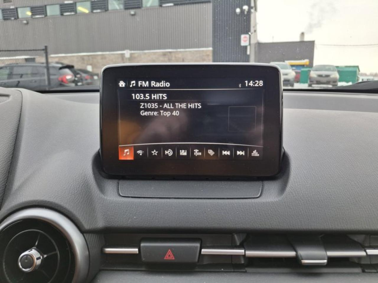 2022 Mazda CX-3 GS AWD | Heated Steering + Seats | CarPlay + Android | Rear Cam | Push to Start | and More ! Photo3