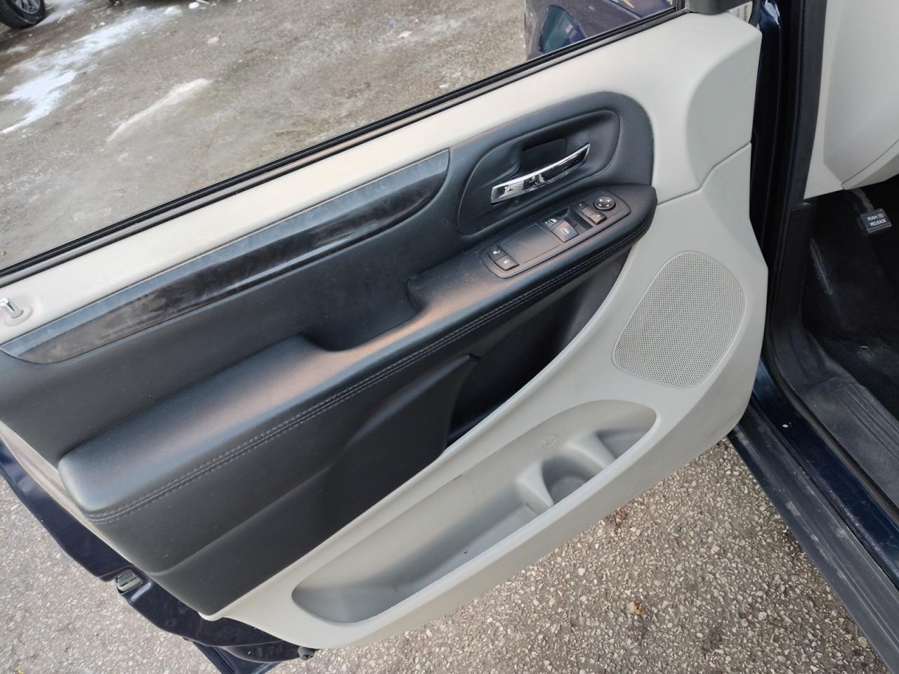 2017 Dodge Grand Caravan CANADA VALUE PACKAGE Photo