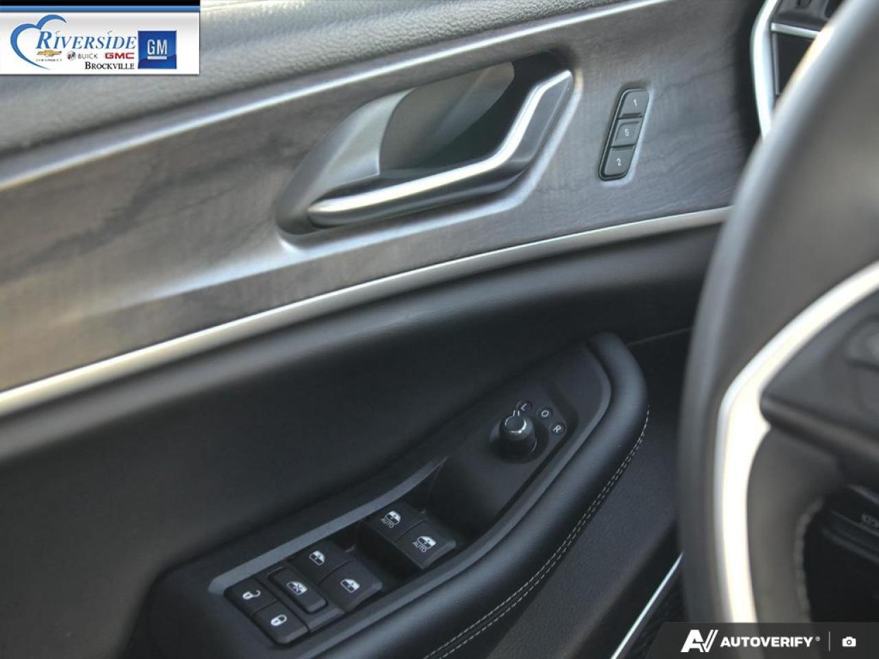 2022 Jeep Grand Cherokee 4xe  Photo