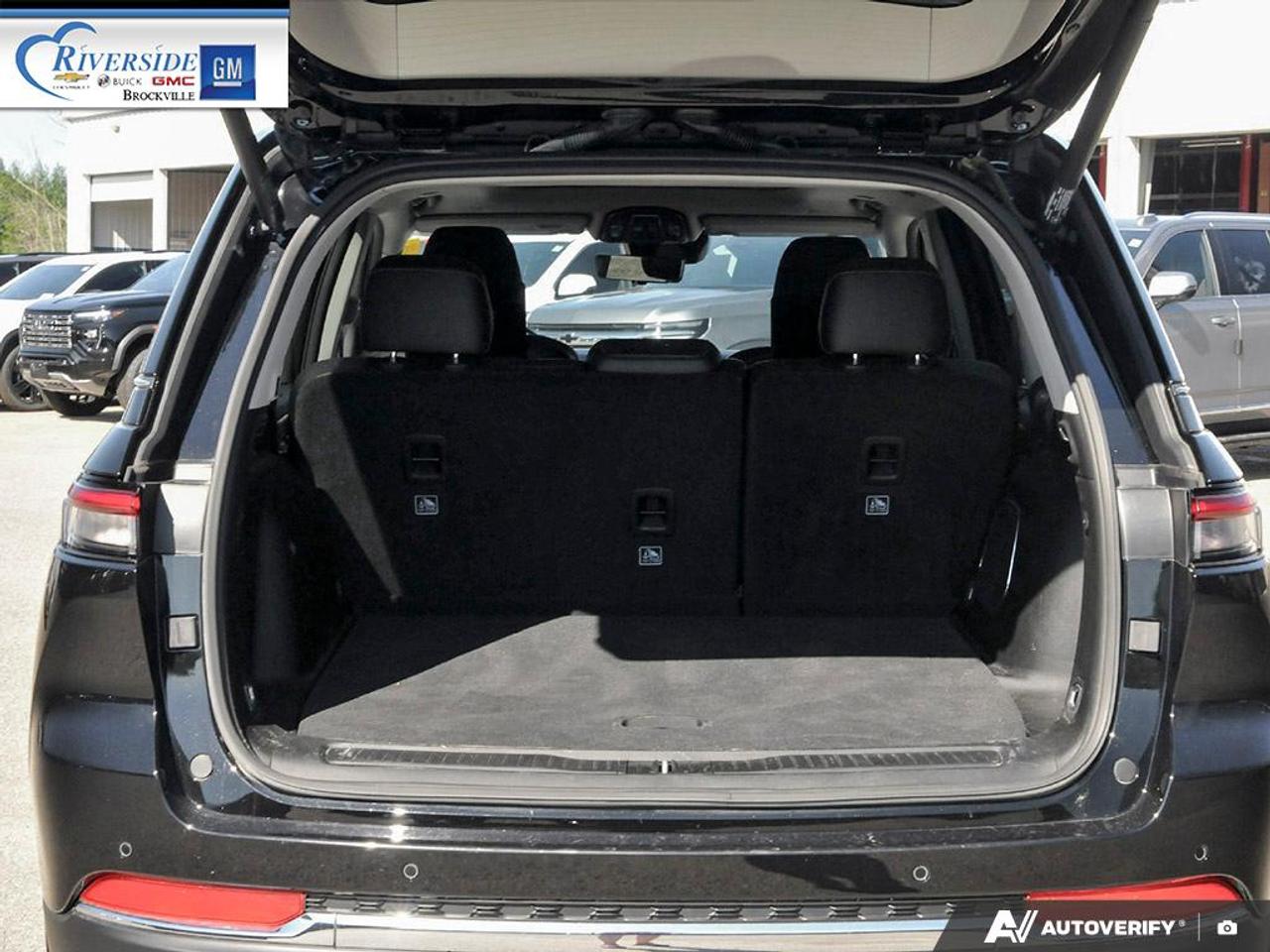 2022 Jeep Grand Cherokee 4xe  Photo