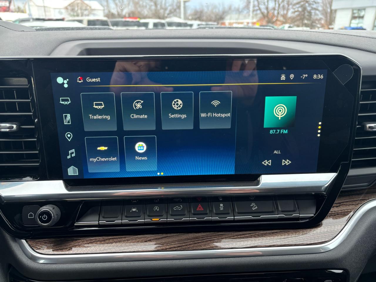 2026 Chevrolet Silverado 1500 2026 Chevrolet Silverado LT Trail Boss Crew Cab 4WD Photo