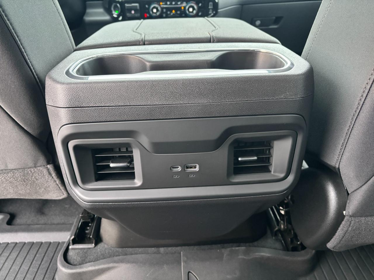 2026 Chevrolet Silverado 1500 2026 Chevrolet Silverado LT Trail Boss Crew Cab 4WD Photo