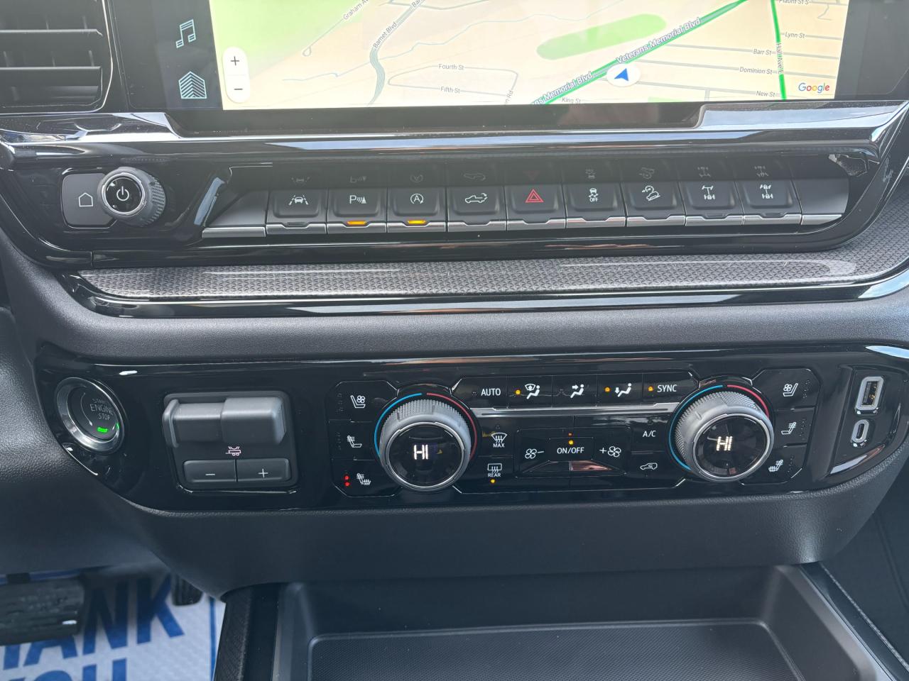 2026 Chevrolet Silverado 1500 2026 Chevrolet Silverado ZR2 Crew Cab 4WD Photo