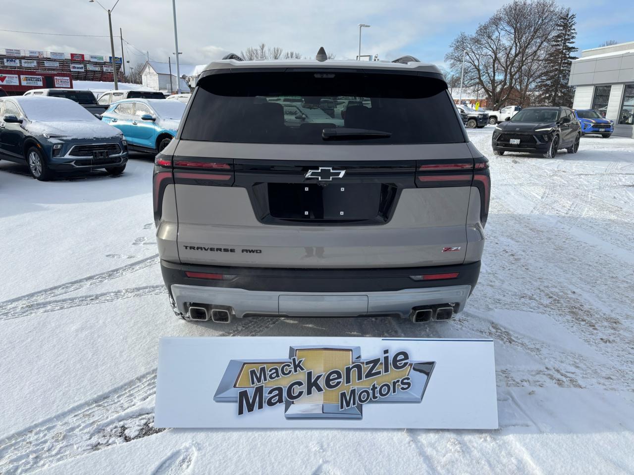 2026 Chevrolet Traverse 2026 Chevrolet Traverse Z71 AWD Photo2