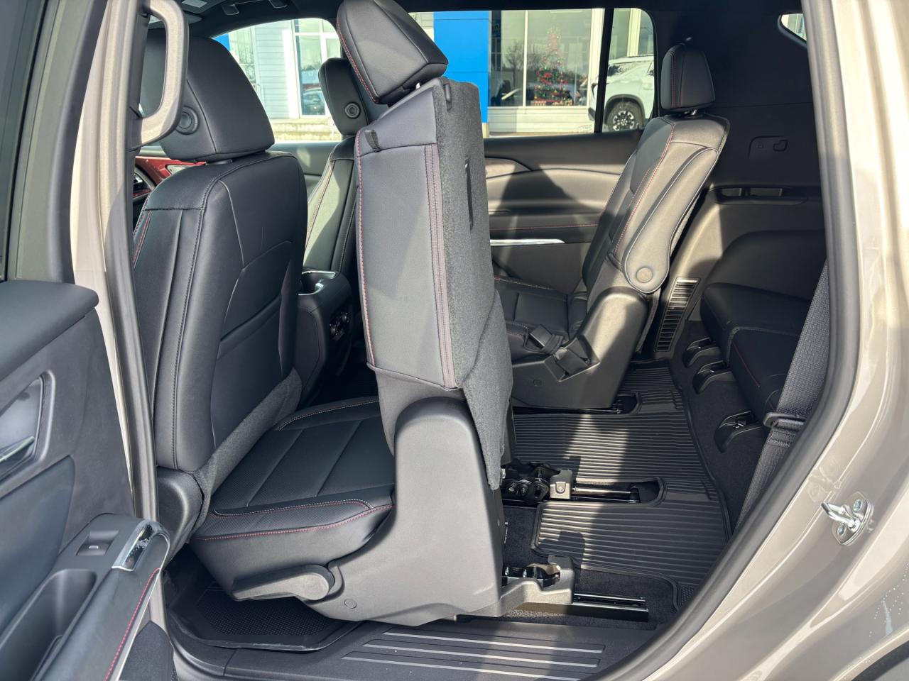 2026 Chevrolet Traverse 2026 Chevrolet Traverse Z71 AWD Photo