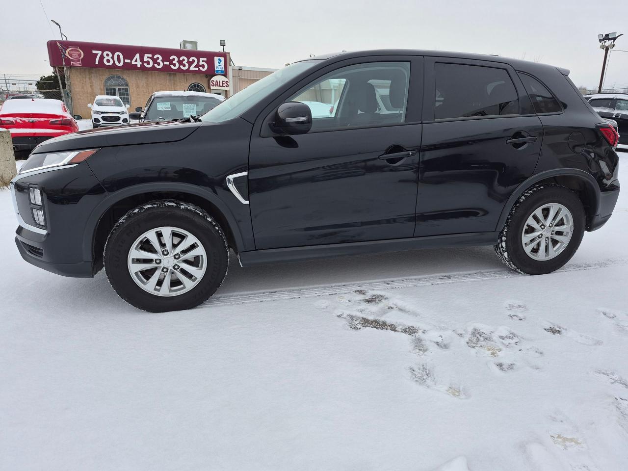 2021 Mitsubishi RVR SE AWD, Htd Seats, BU Cam, Blindspot Detection - Photo #4