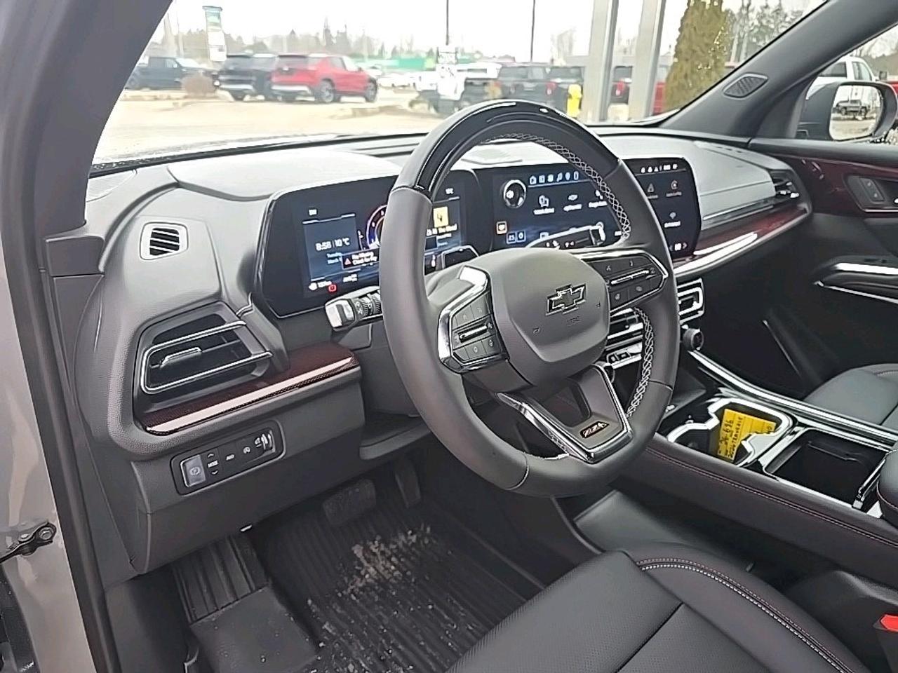 2026 Chevrolet Traverse Z71 Photo3