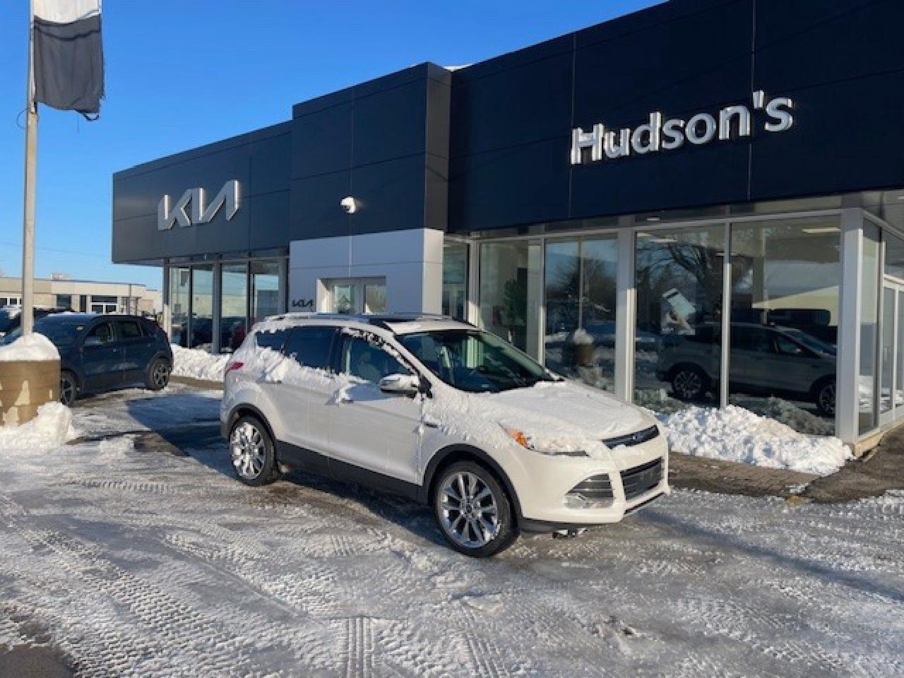 Used 2016 Ford Escape SE HAL Certified | Navigation Panoramic Sunroof | Remote Start | 19