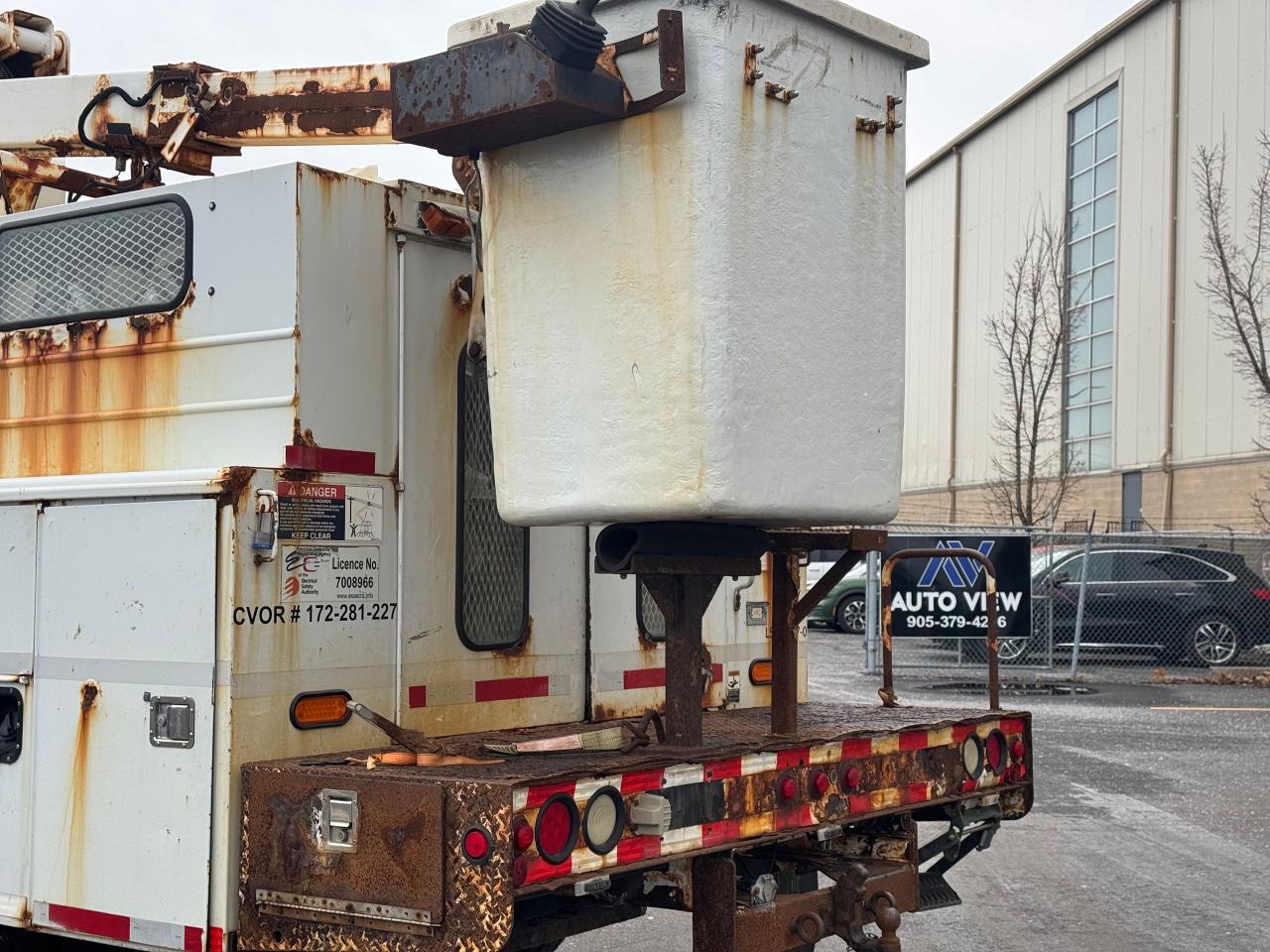 2008 Ford SUPER DUTY F-550 DRW XL **BOOM TRUCK**ONE OWNER** - Photo #17