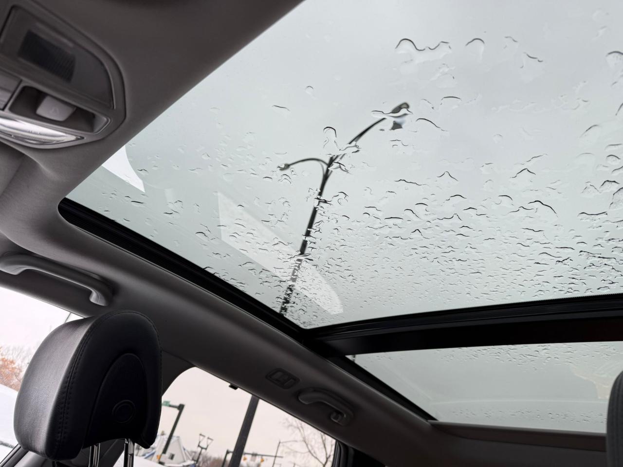 2017 Hyundai Santa Fe Sport SE AWD | TWO SETS OF TIRES | ALL CREDIT ACCEPTED!! - Photo #16