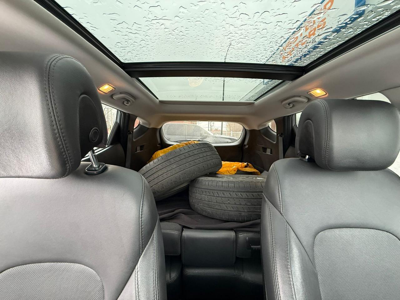 2017 Hyundai Santa Fe Sport SE AWD | TWO SETS OF TIRES | ALL CREDIT ACCEPTED!! - Photo #15