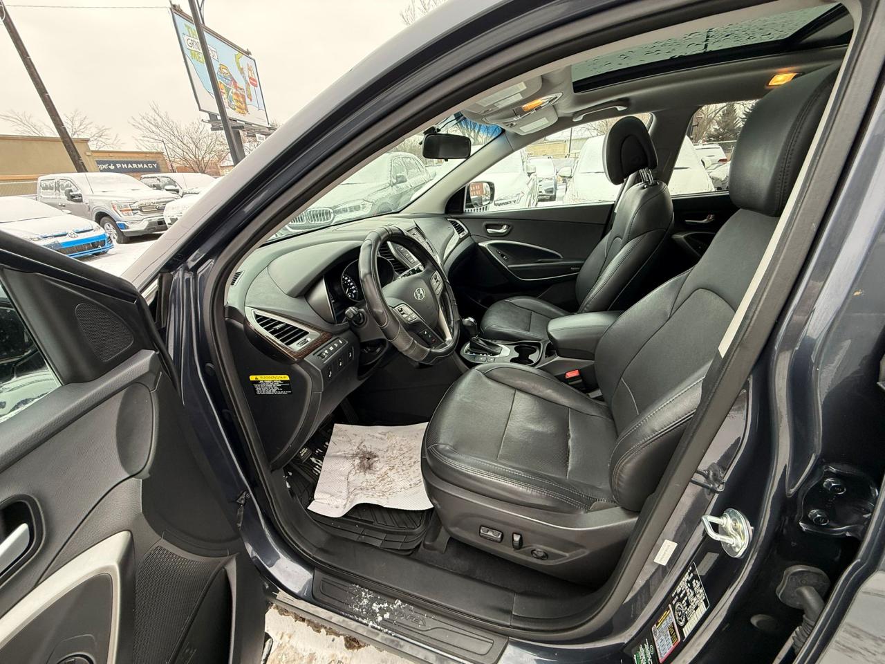 2017 Hyundai Santa Fe Sport SE AWD | TWO SETS OF TIRES | ALL CREDIT ACCEPTED!! - Photo #13