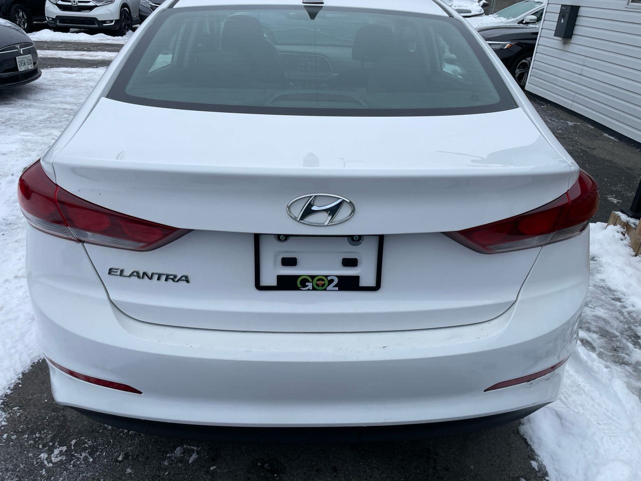 2017 Hyundai Elantra GL - Photo #6