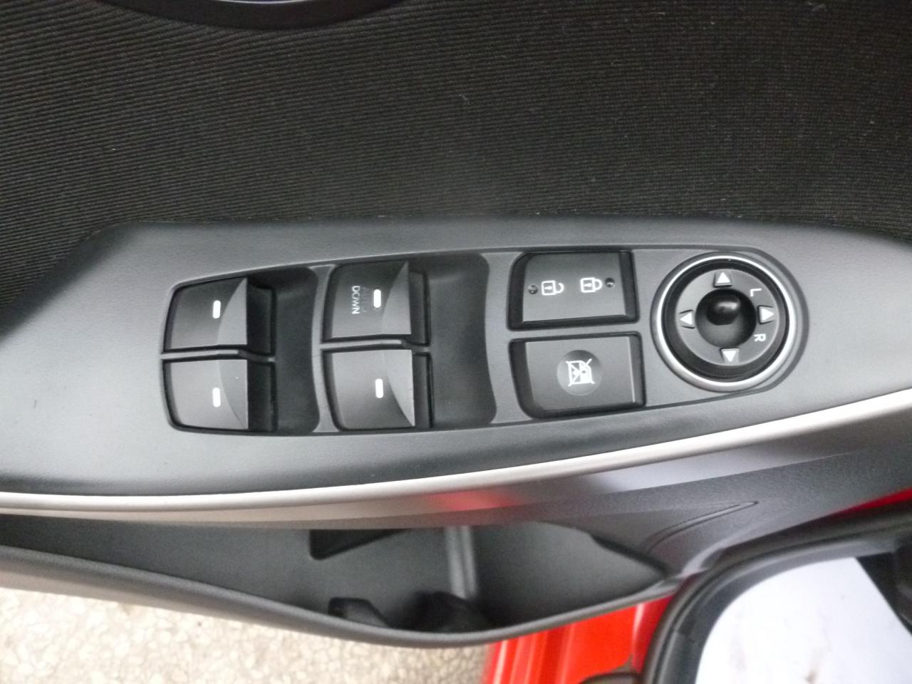 2013 Hyundai Elantra GT GLS - Photo #7