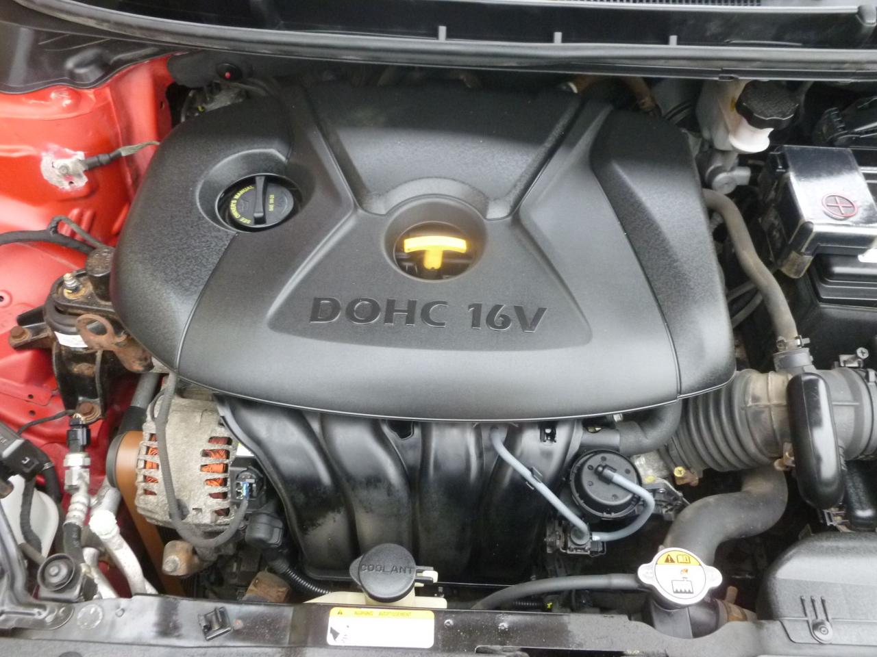 2013 Hyundai Elantra GT GLS - Photo #10