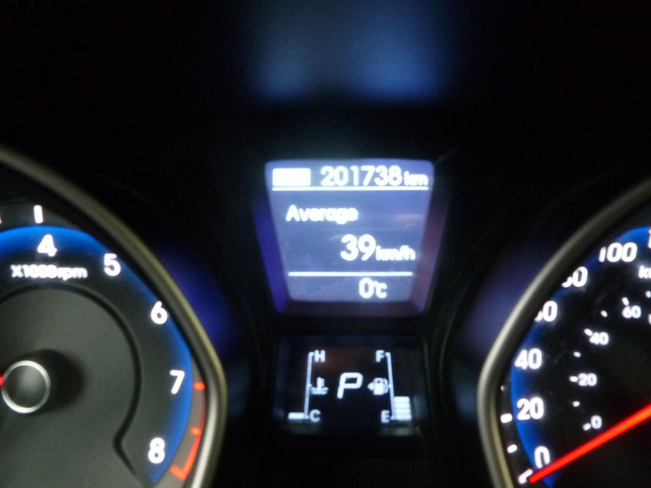 2013 Hyundai Elantra GT GLS - Photo #11