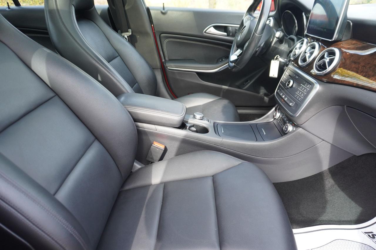 2015 Mercedes-Benz CLA-Class 1 OWNER /NO ACCIDENTS /AMG /4MATIC / LOADED LOCAL Photo