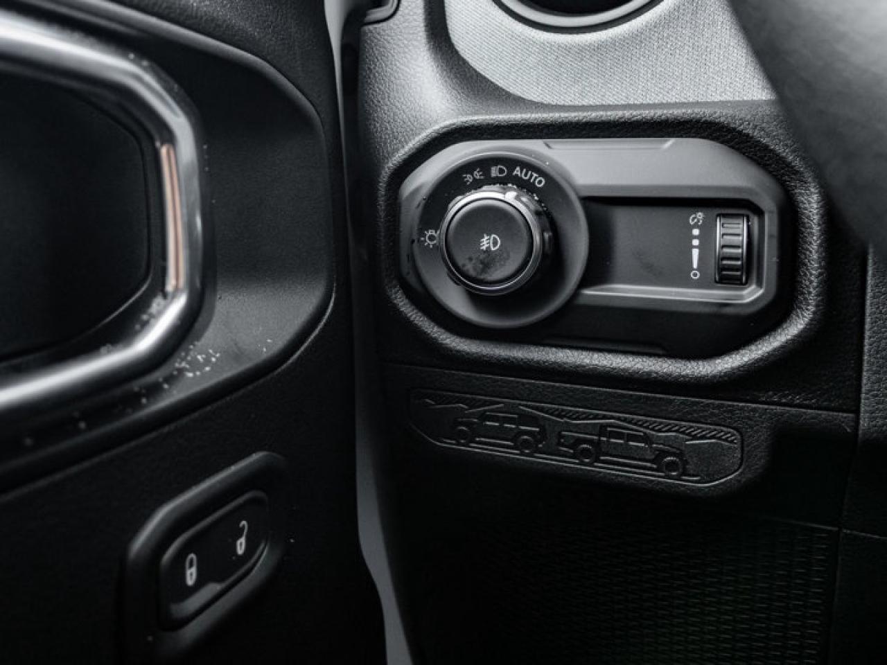 2026 Jeep Wrangler SPORT Photo