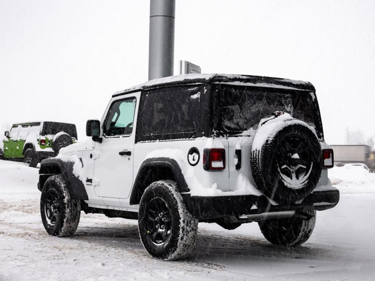 2026 Jeep Wrangler SPORT Photo4