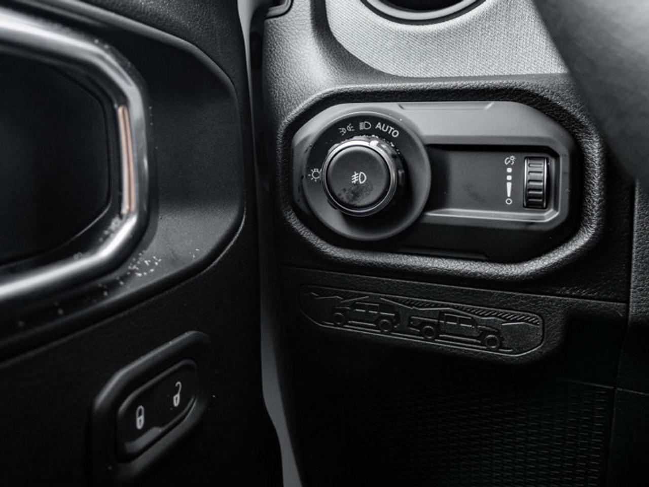 2026 Jeep Wrangler SPORT Photo