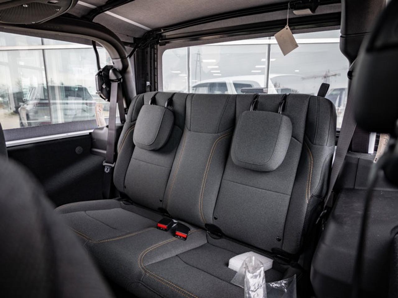 2026 Jeep Wrangler SPORT Photo