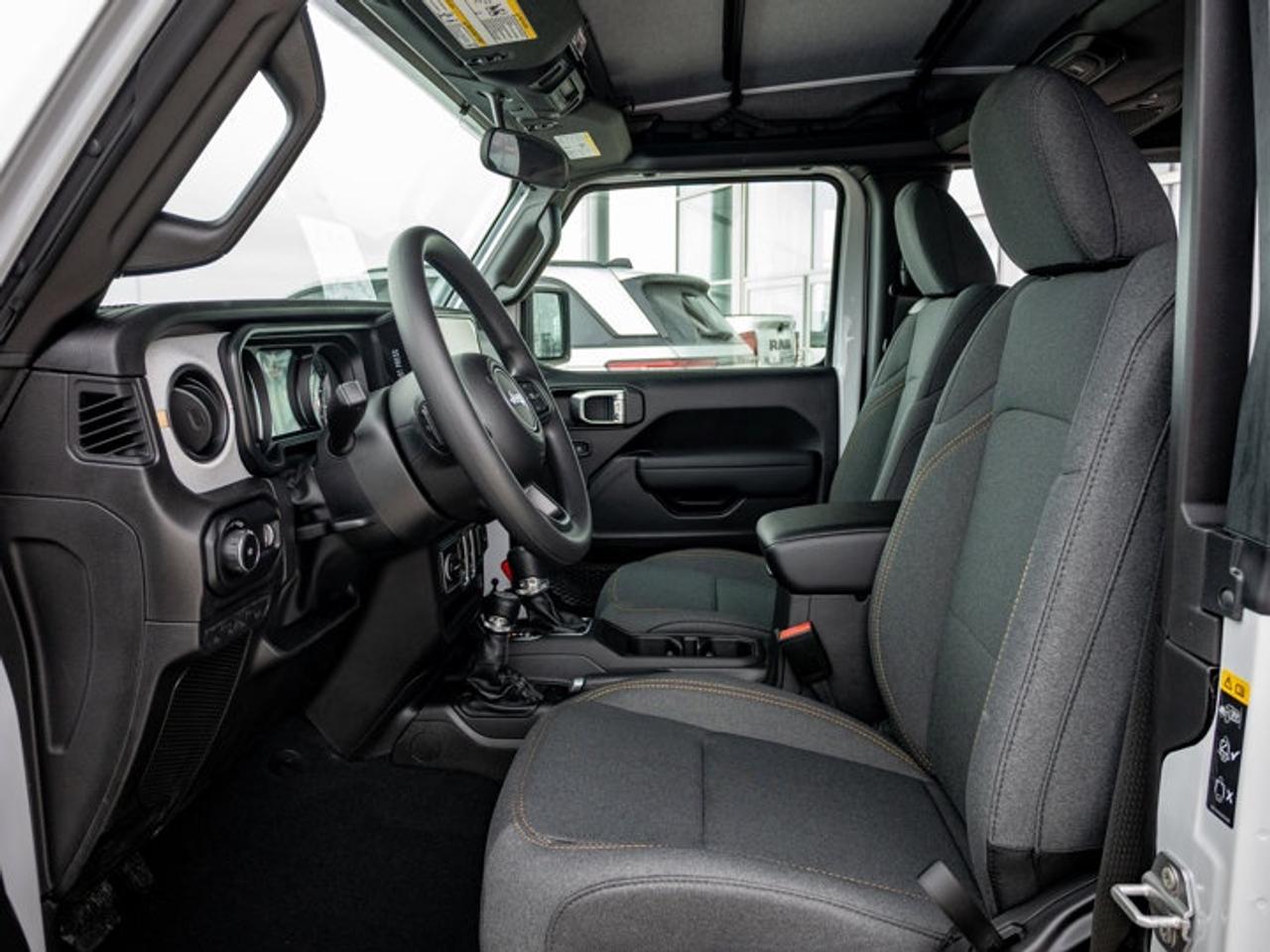 2026 Jeep Wrangler SPORT Photo