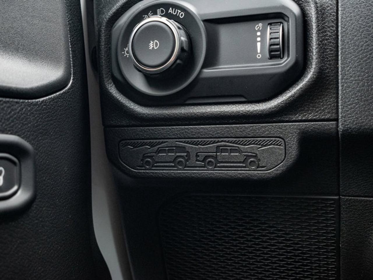 2026 Jeep Wrangler SPORT Photo