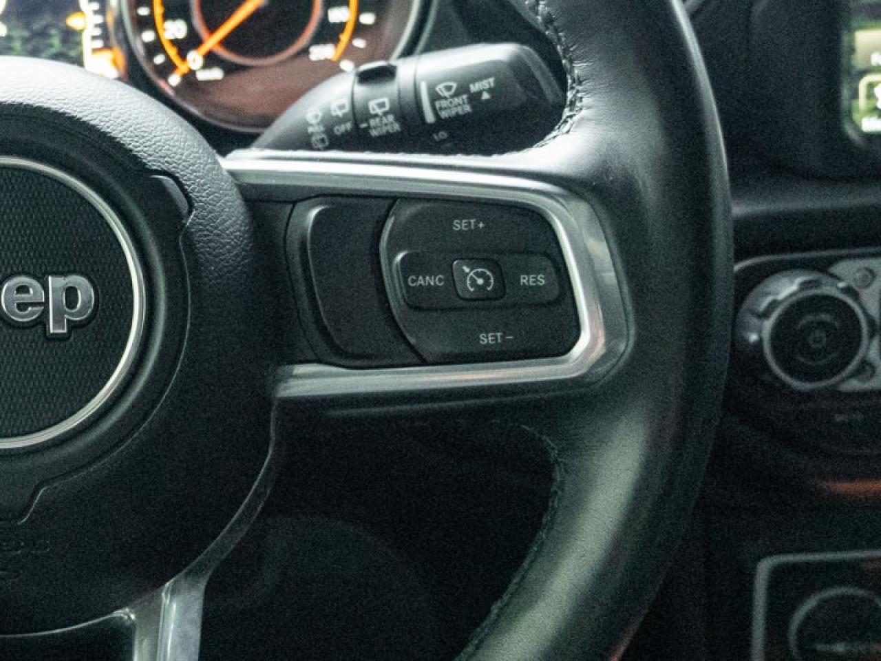 2021 Jeep Wrangler UNLIMITED ALTITUDE Photo