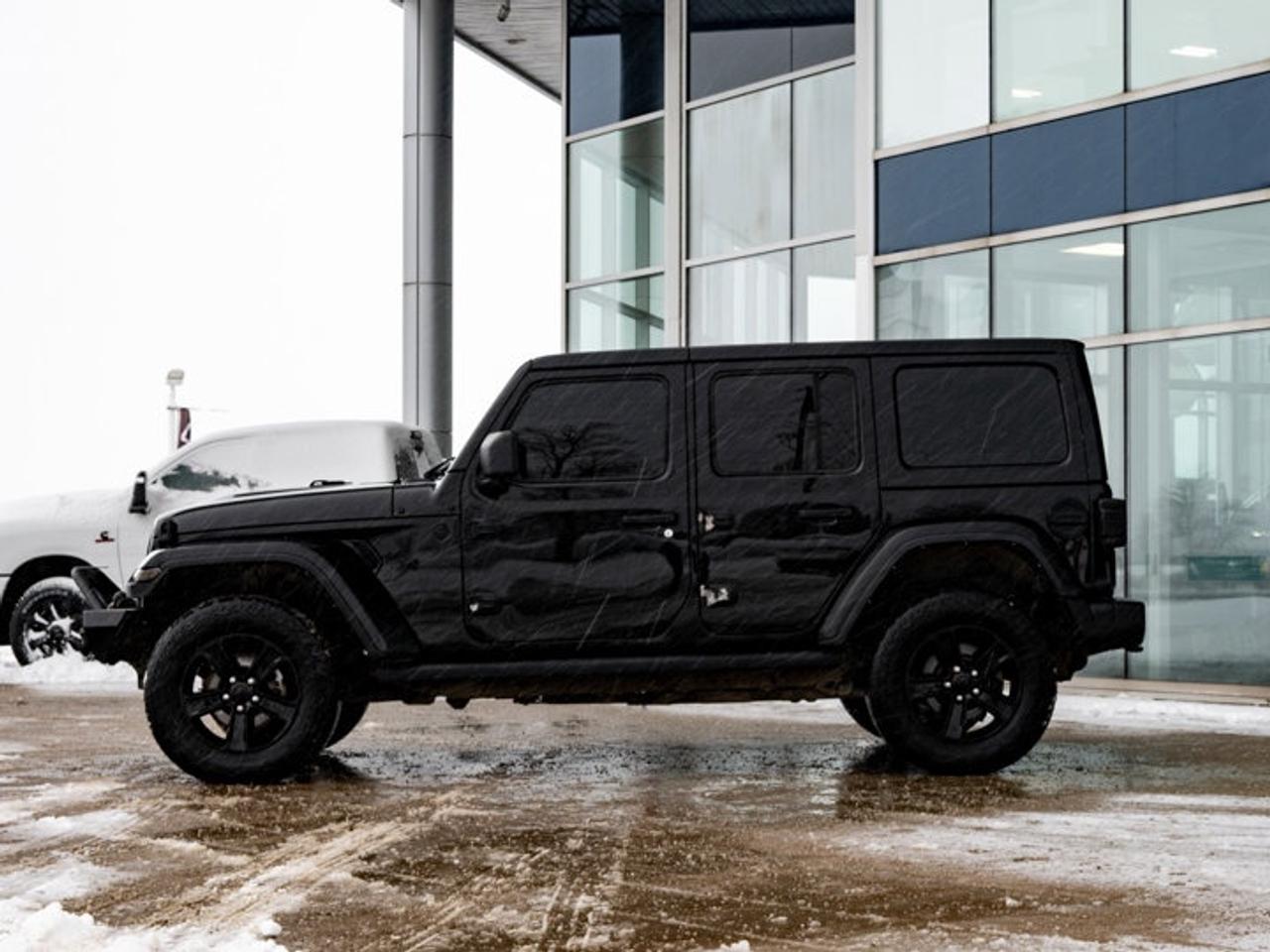 2021 Jeep Wrangler UNLIMITED ALTITUDE Photo
