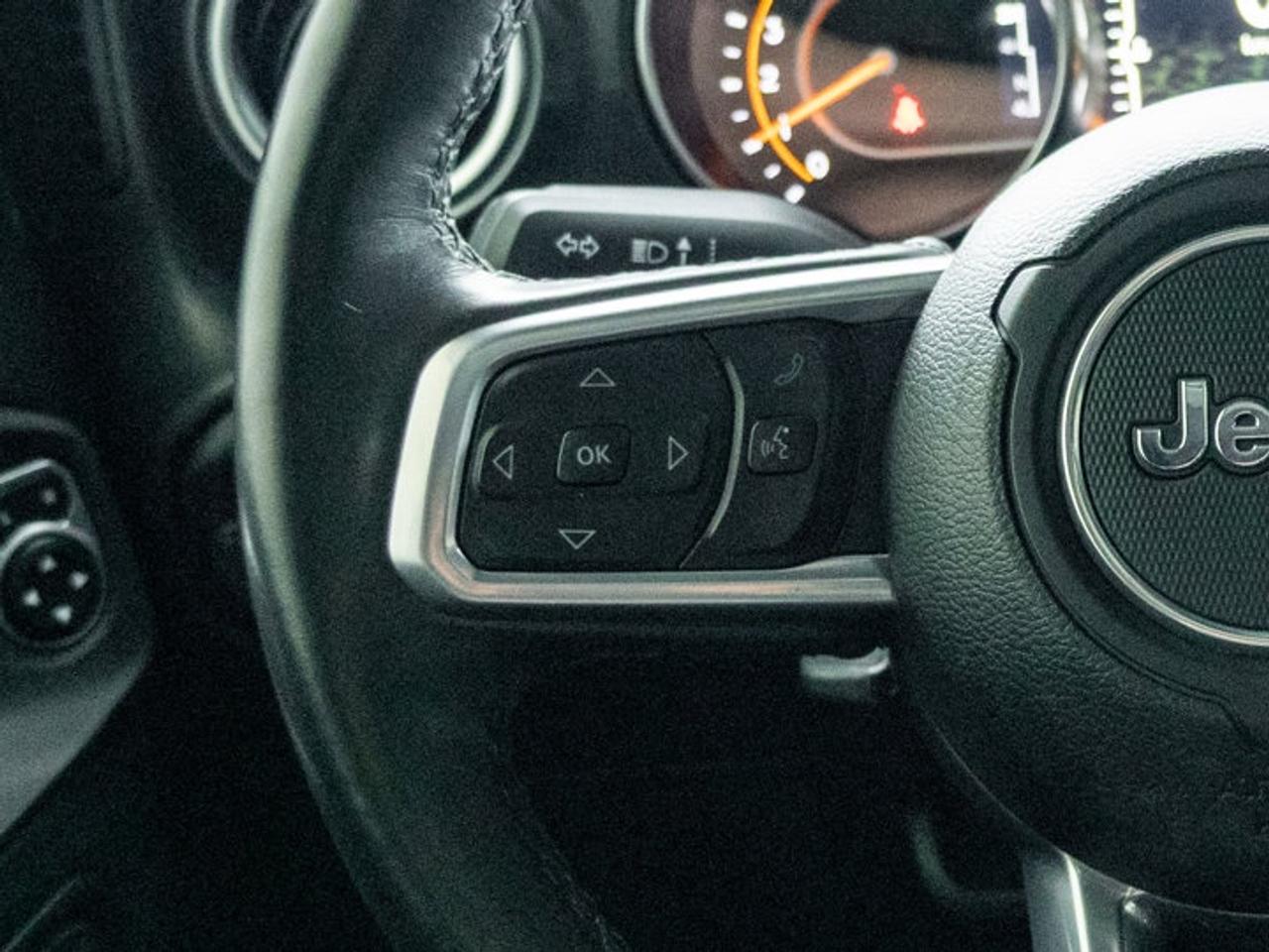 2021 Jeep Wrangler UNLIMITED ALTITUDE Photo