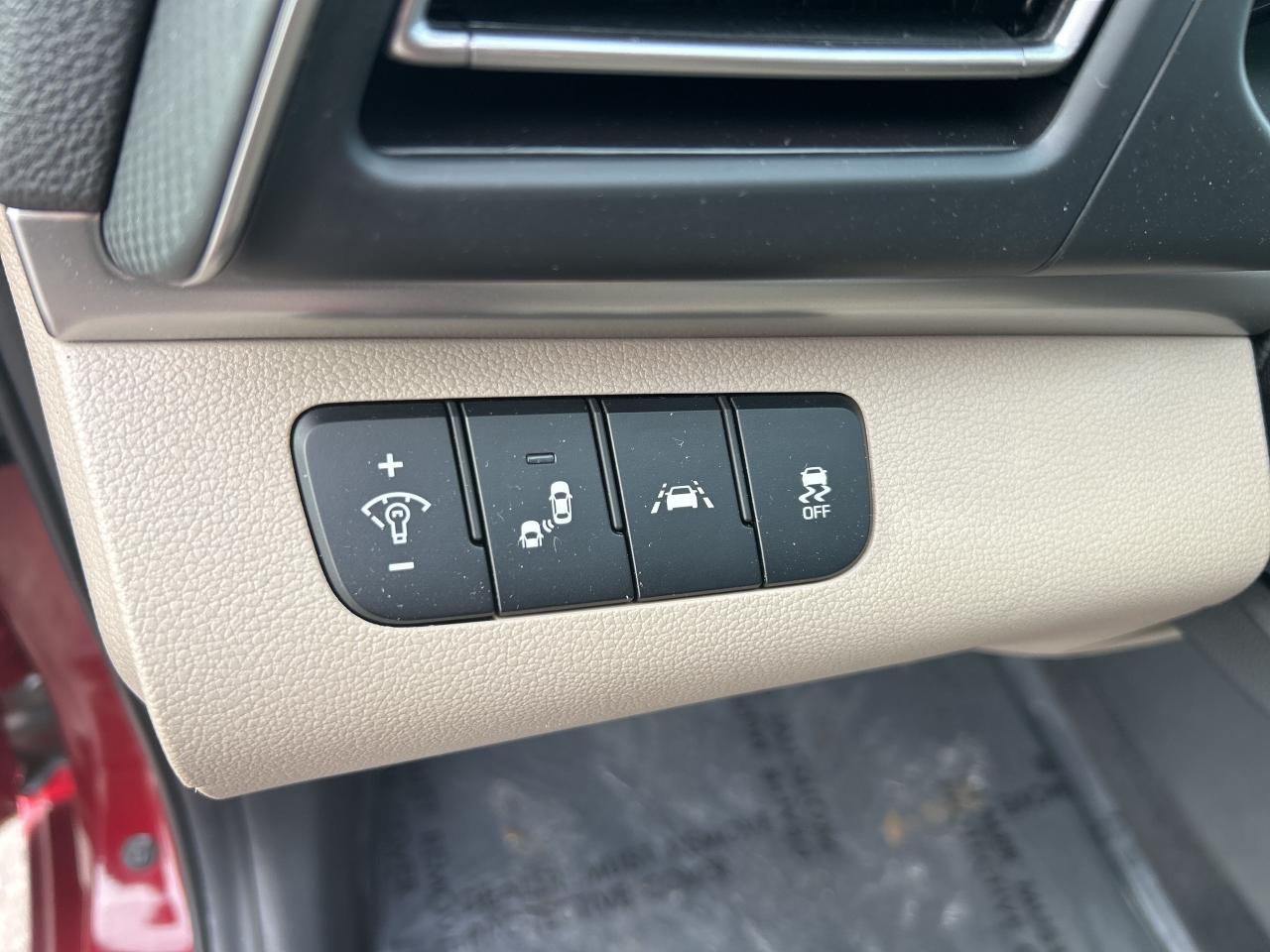 2020 Hyundai Elantra Ultimate Photo