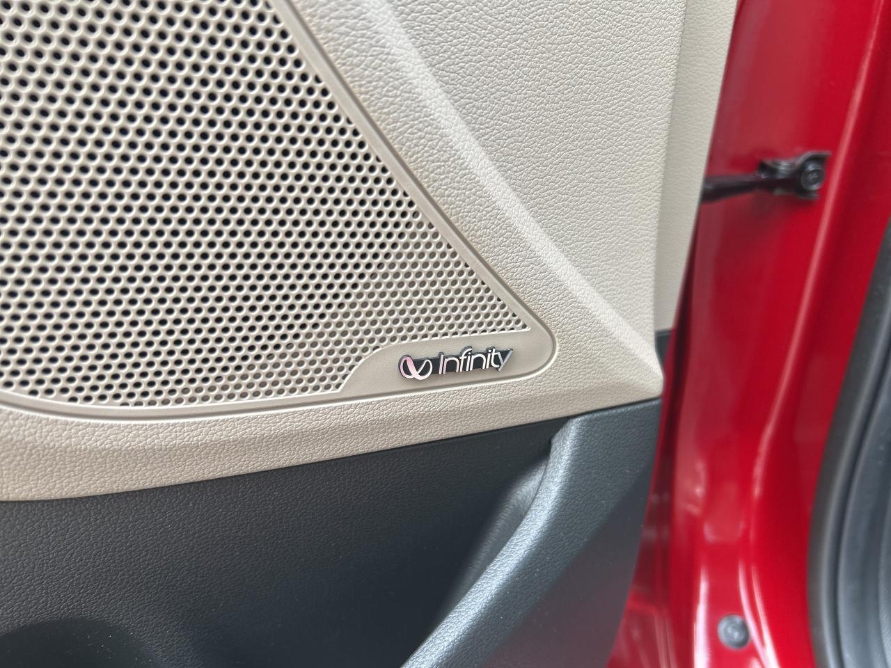 2020 Hyundai Elantra Ultimate Photo