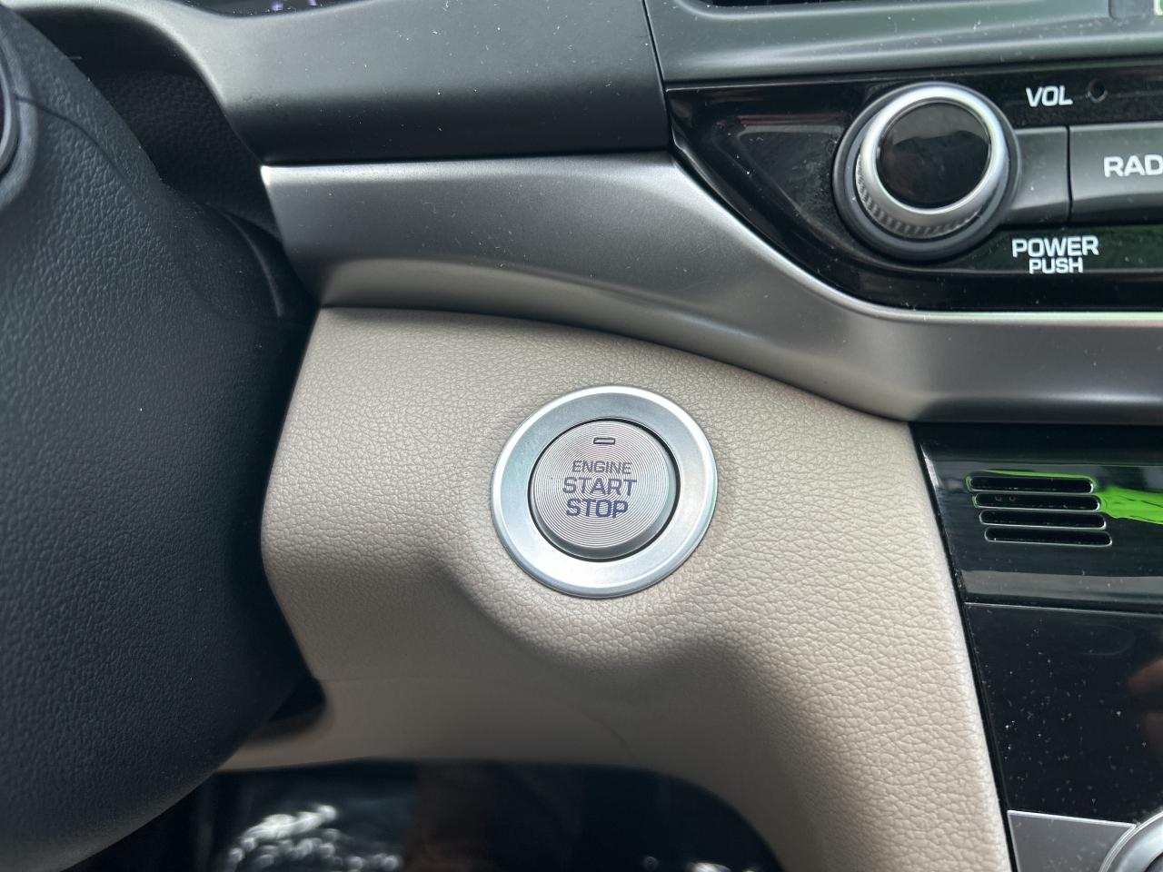 2020 Hyundai Elantra Ultimate Photo