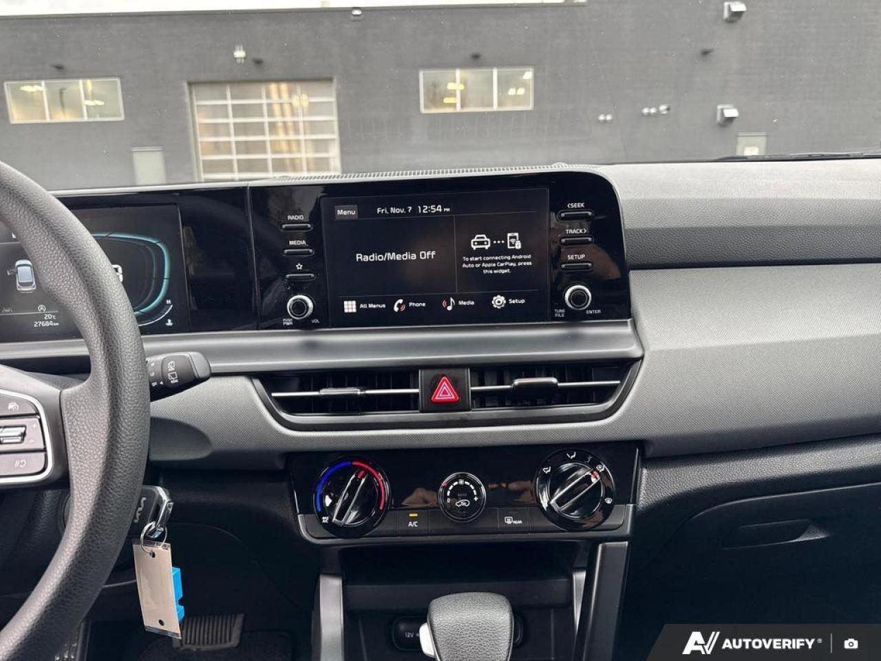 2025 Kia Seltos LX Photo