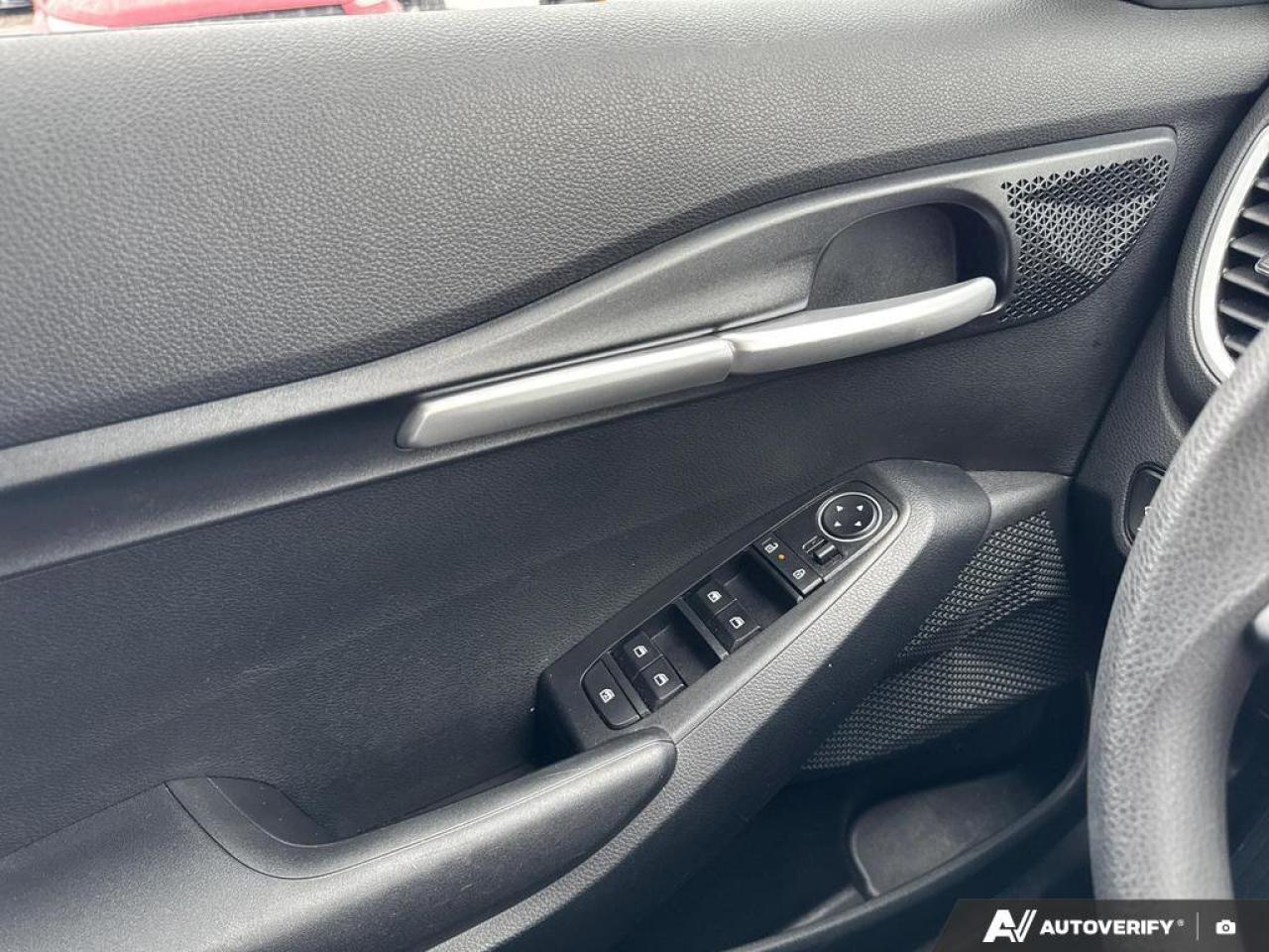 2025 Kia Seltos LX Photo