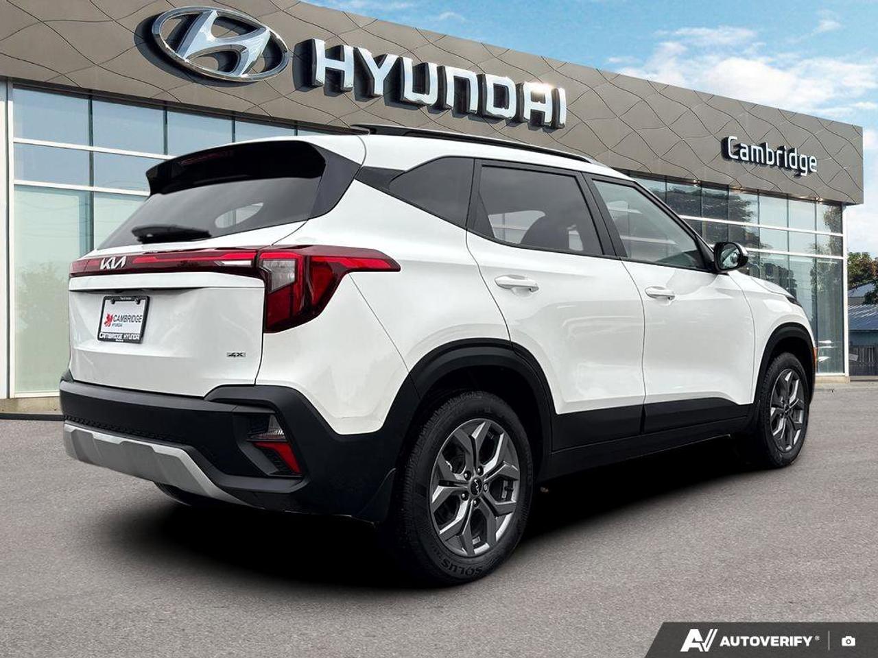 2025 Kia Seltos LX Photo