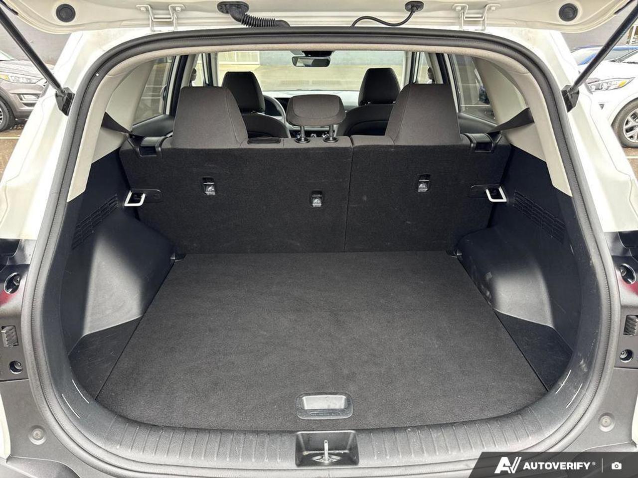 2025 Kia Seltos LX Photo