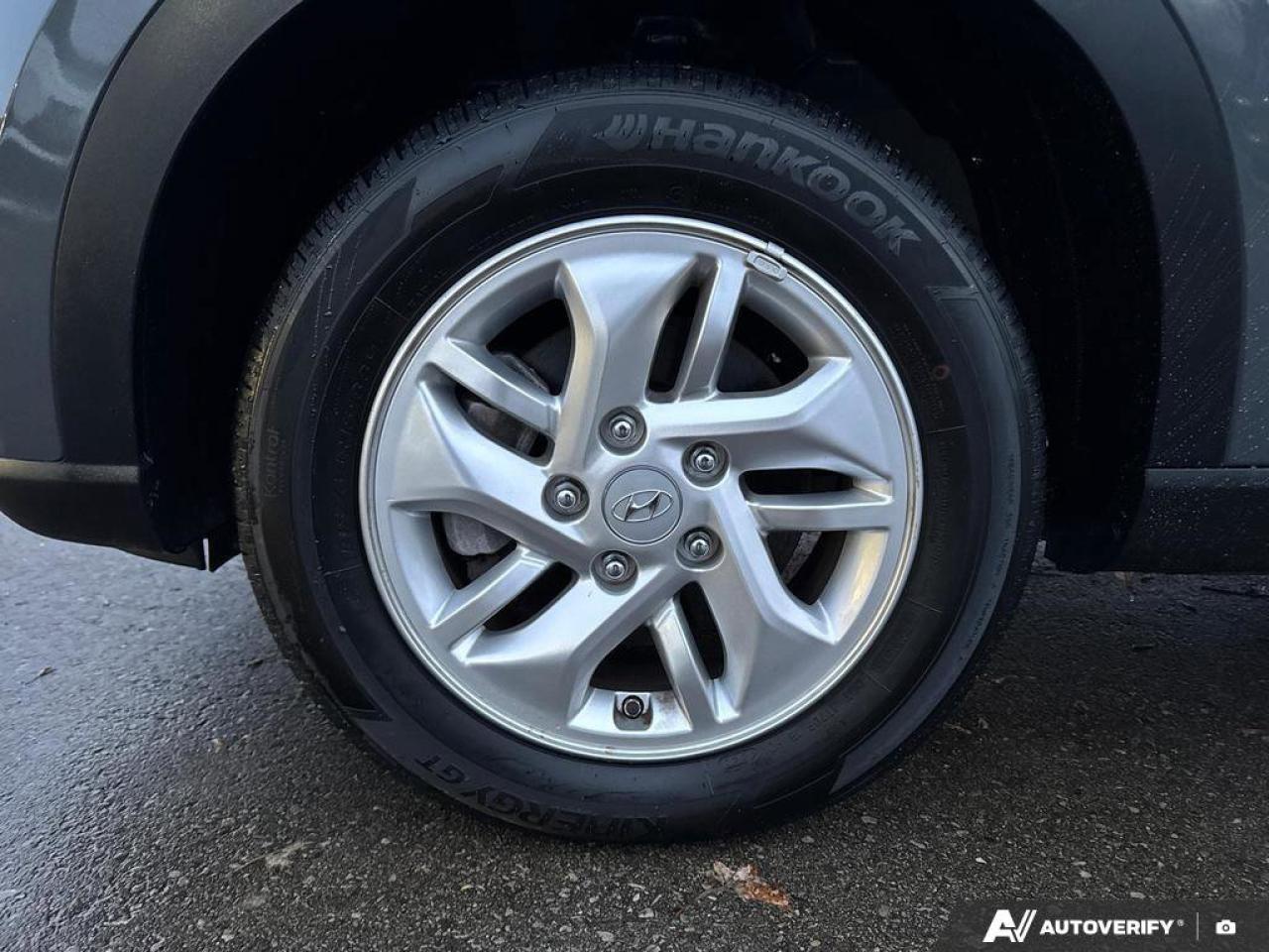 2024 Hyundai Venue Preferred   Heated Seats   Carplay   Smart Tech Photo