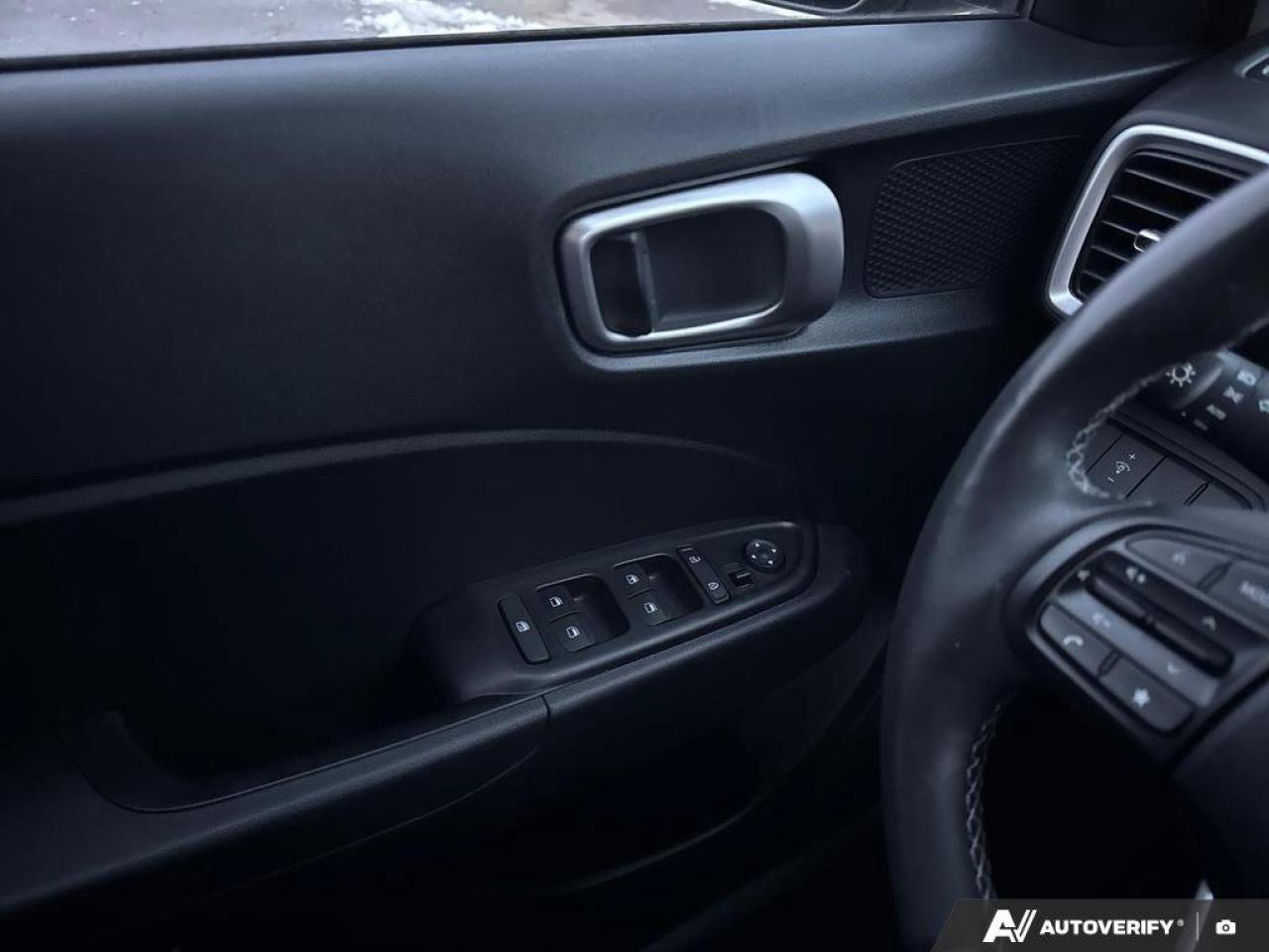 2024 Hyundai Venue Preferred   Heated Seats   Carplay   Smart Tech Photo