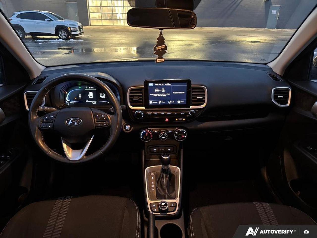 2024 Hyundai Venue Preferred   Heated Seats   Carplay   Smart Tech Photo