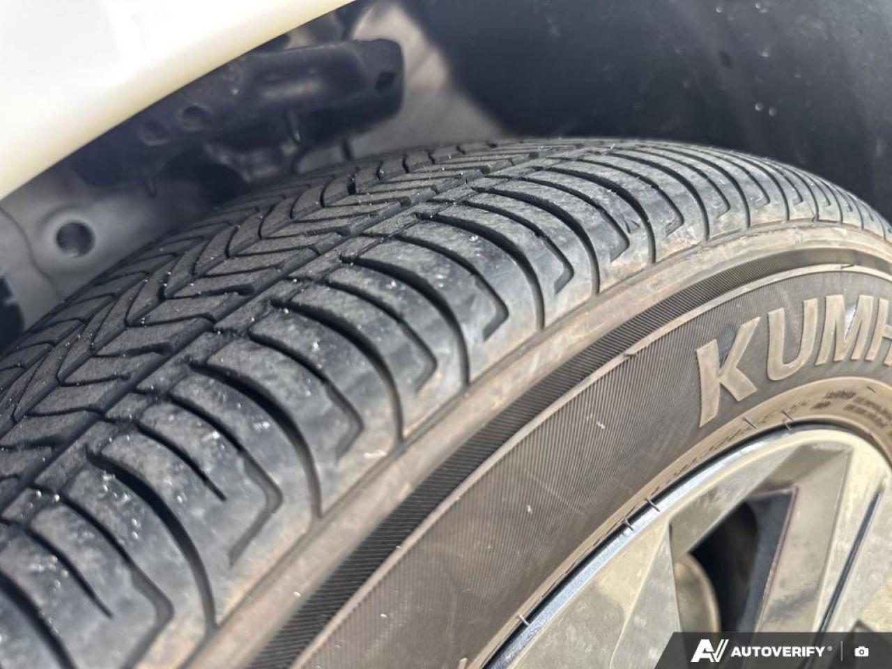 2023 Hyundai Elantra Preferred   Carplay   Heated Seats Photo