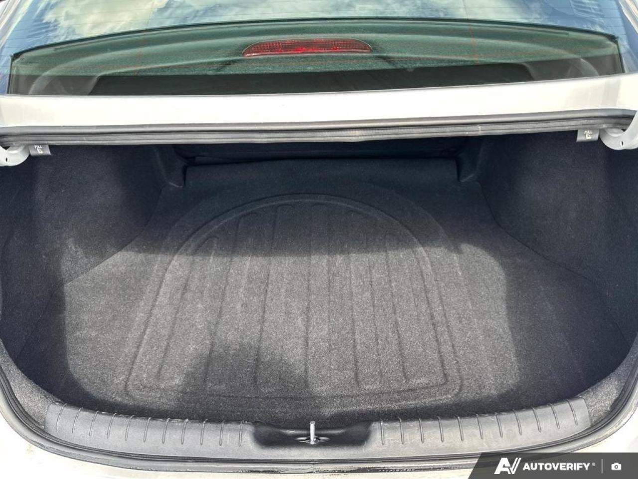 2023 Hyundai Elantra Preferred   Carplay   Heated Seats Photo