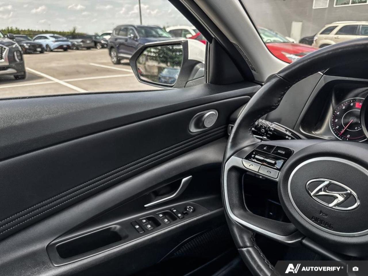 2023 Hyundai Elantra Preferred   Carplay   Heated Seats Photo